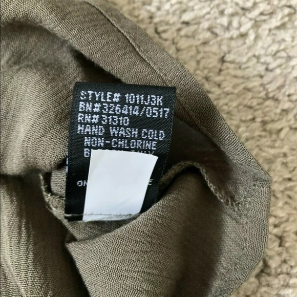 XS IZ Byer top - Picture 3 of 4